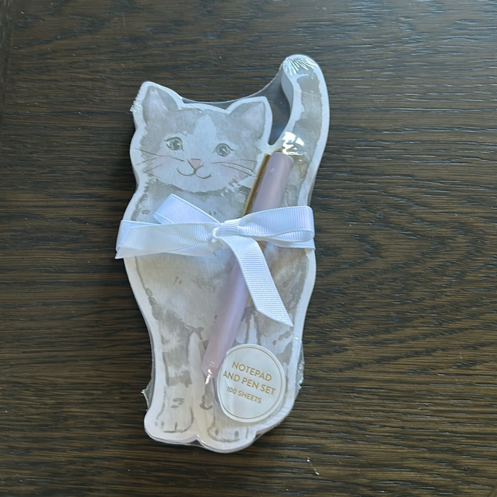 CAT NOTE PAD WITH PEN SET NWT